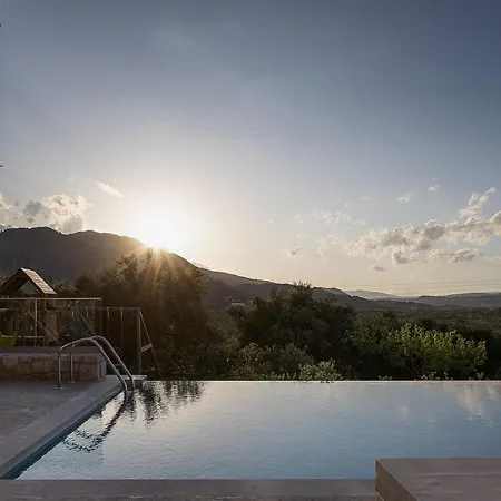 Villa Balarina - Historic Beauty & Nature At Balarina By Etouri Georgioupoli